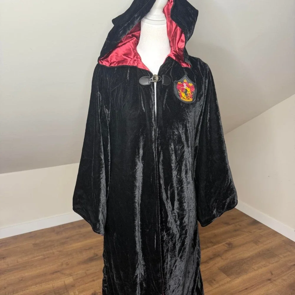 Harry Potter Deluxe Gryffindor Robe Costume + Tie & Glasses Set